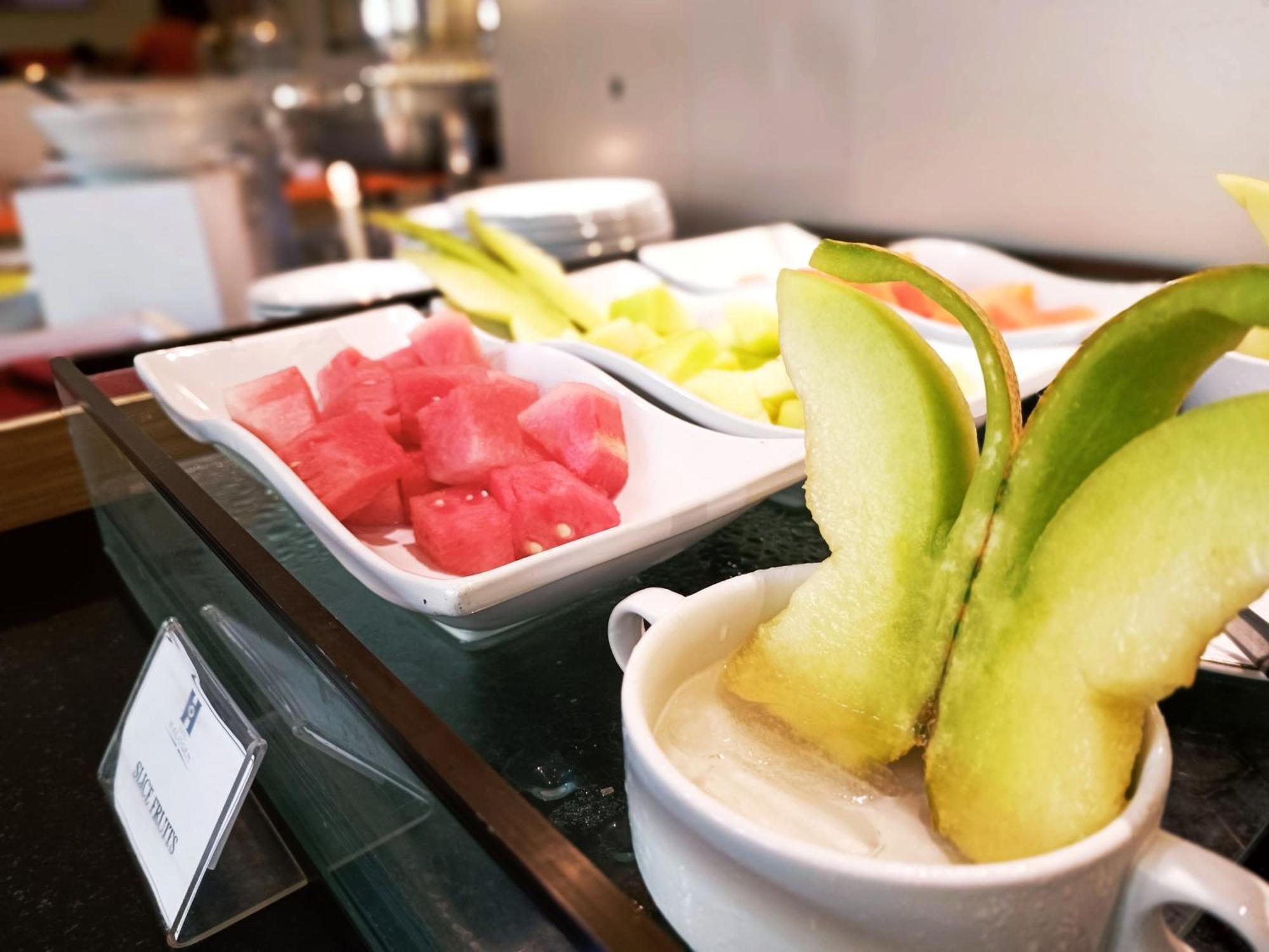 Halogen Hotel Airport Surabaya Sidoarjo Ngoại thất bức ảnh
